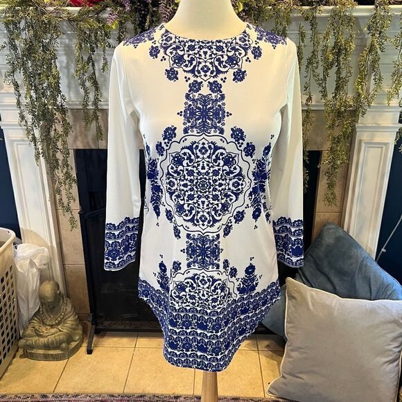 Ginny Blue and white mandala dress - Picture 1 of 11